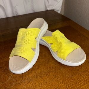 Easy Spirit Sunny Yellow Slide Sandals